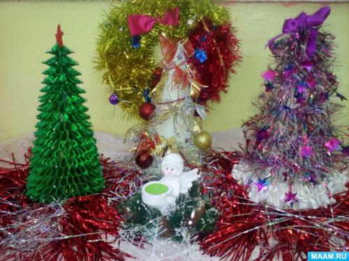 Украшение окон к Новому году своими руками. Украшение зубной пастой 21