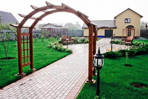 Арка во дворе. Красивая садовая арка: стильные и оригинальные арки и их применение в ландшафтном дизайне (95 фото + видео)