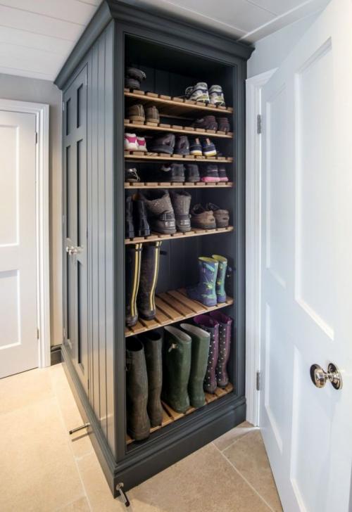 Гардеробная вместо шкафа в прихожей. Прихожая с гардеробной: правила оформления и планировки гардеробной комнаты (115 фото-идей)