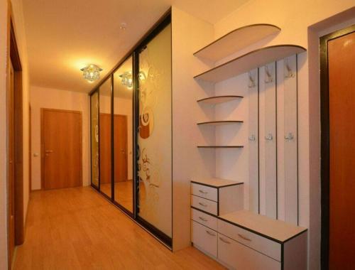 Шкафы-купе для прихожей. Шкаф-купе в прихожую: ТОП-150 фото новинок дизайна + идеи для сочетания мебели в современном интерьере