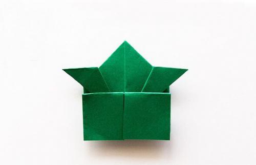 Поделки из белой бумаги. Прыгающая лягушка