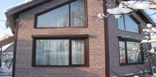 Когда лучше устанавливать окна в строящемся доме 06
