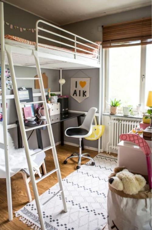 Спальня с белой мебелью икеа. Мебель и товары для спальни