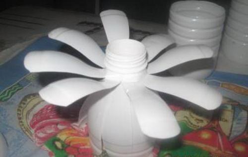 Поделки из пластмассовых бутылок. Поделки из пластиковых бутылок своими руками для детского сада: мастер-классы + 120 ФОТО