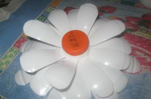 Поделки из пластмассовых бутылок. Поделки из пластиковых бутылок своими руками для детского сада: мастер-классы + 120 ФОТО