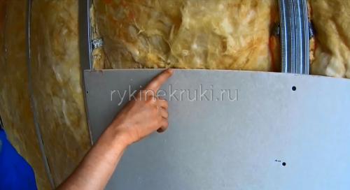 Как крепить гипсокартон к каркасу. Уро.  Как крепить гипсокартон к стене (металлическому каркасу)