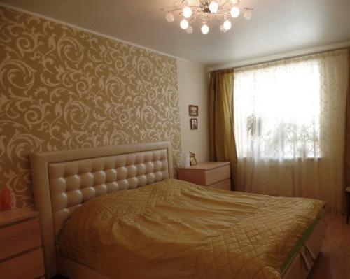 Акцентная стена в спальне напротив кровати. Какую стену делать акцентной в спальне?