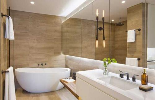 Ванная комната правильное расположение. Планировка ванной комнаты: оптимальные идеи, реальные фото после ремонта, современный дизайн, правила сочетания