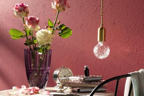 Акцентная стена в интерьере кухни. Виды обоев для кухни