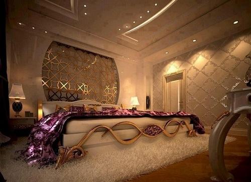 Лепестки роз для кровати. Украшение комнаты для романтического вечера цветами