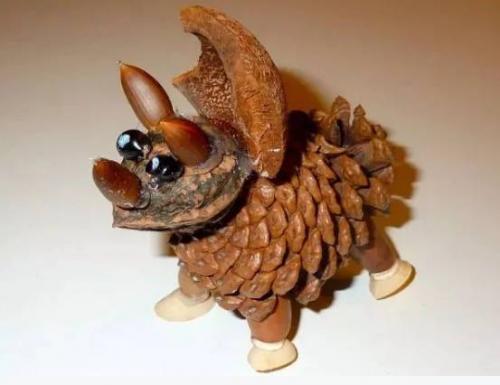 Как можно использовать желуди и шишки при создании поделок на тему осени. Осенние поделки из шишек (быстро и красиво своими руками)