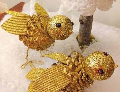 Как можно использовать желуди и шишки при создании поделок на тему осени. Осенние поделки из шишек (быстро и красиво своими руками)