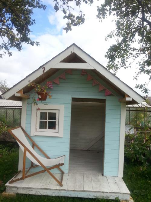 Нужно ли учитывать предпочтения ребенка при дизайне детского домика на даче. Детский домик на участке