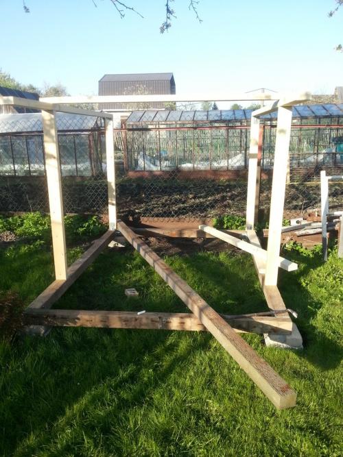 Нужно ли учитывать предпочтения ребенка при дизайне детского домика на даче. Детский домик на участке