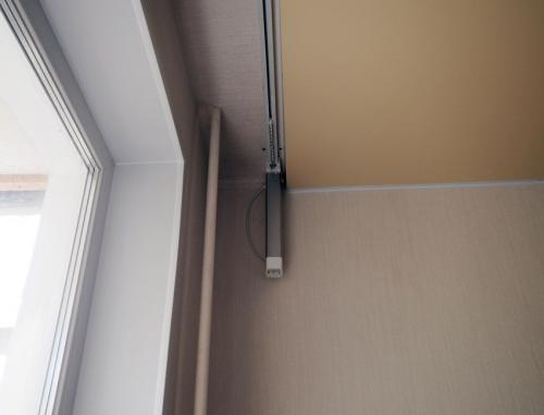 Какие умные технологии встроены в современные шторы для автоматизации процесса открывания и закрывания. Карниз Aqara