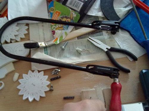 Какие техники используются при резьбе по фанере лобзиком. Инструмент и особенности его использования