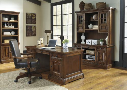 История и особенности немецкого антикварного письменного стола 08