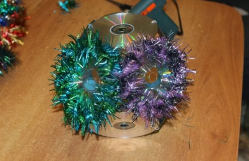 Новогодние поделки в садик из подручных материалов. Поделки на Новый год 2022-2023 — все самое интересное с символом года кролика. МК и идеи новогодних поделок из всякой всячины в детский сад и школу