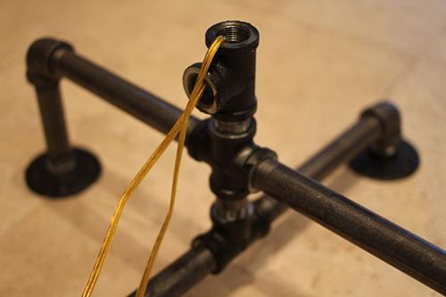 Как правильно прикрепить абажур к торшеру. Как сделать торшер собственными руками: от идеи до исполнения