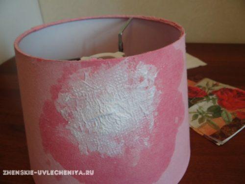 Как преобразить старый абажур при помощи реставрации и декупажа 19