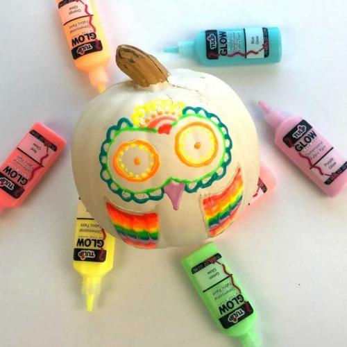 Поделки из тыквы грушевидной. Поделки из тыквы: карета, снеговик, ваза, волшебный домик и посуда. Видео + фото примеры готовых работ