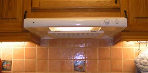 Идеальный дизайн комнаты студии с кухней: современные тенденции и решения 14 Идеальный дизайн комнаты студии с кухней: современные тенденции и решения 14