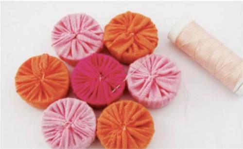 Поделки в детский сад своими руками из пластиковых крышек. Что ещё можно изготовить? 36