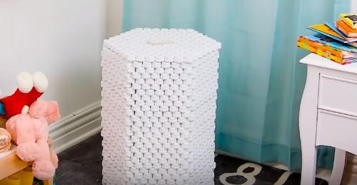 Поделки в детский сад своими руками из пластиковых крышек. Что ещё можно изготовить? 04