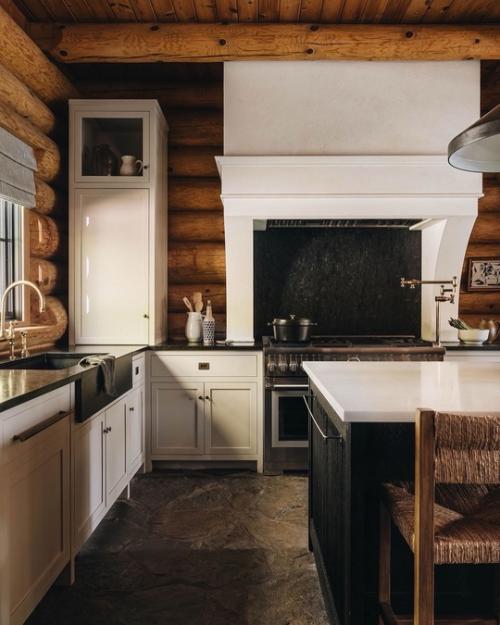 У домов, как у людей, есть своя душа и свое лицо, на котором отражается их внутренняя сущность. 03