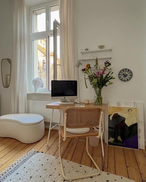 Перед сном мы предлагаем вам заглянуть в гости, в этот светлый и прекрасный оазис уюта и света. 07