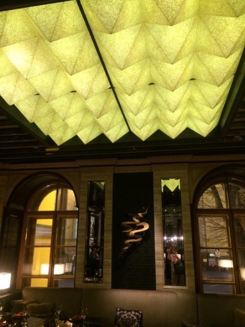 Ресторан азиатской кухни Синтохо ( Sintoho) при отеле Four Seasons. 01