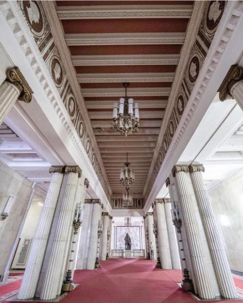 МГУ - самая высокая, самая технически оснащённая, самая населенная и самая дорогостоящая высотка из всех сталинских высотных зданий. 08