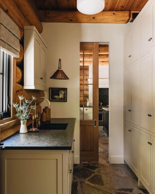 У домов, как у людей, есть своя душа и свое лицо, на котором отражается их внутренняя сущность. 01