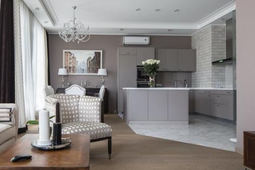 Просторная квартира с большими окнами на петроградской стороне ч. 1. 03