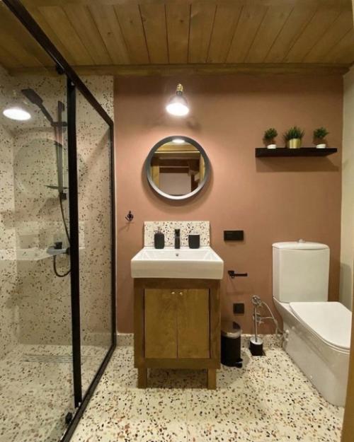 Небольшой, деревянный дом. 02