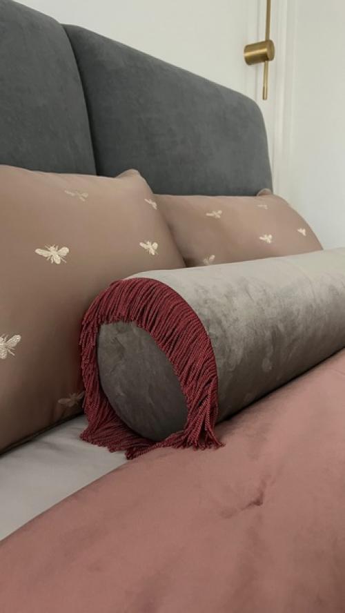 Этот год мне хочется завершить прекрасным проектом который нам бережно передала дизайнер интерьера @Liliya. 03