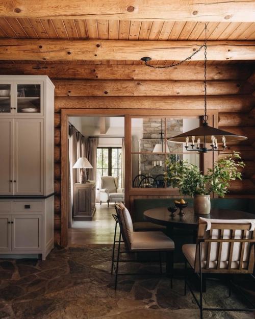 У домов, как у людей, есть своя душа и свое лицо, на котором отражается их внутренняя сущность. 06