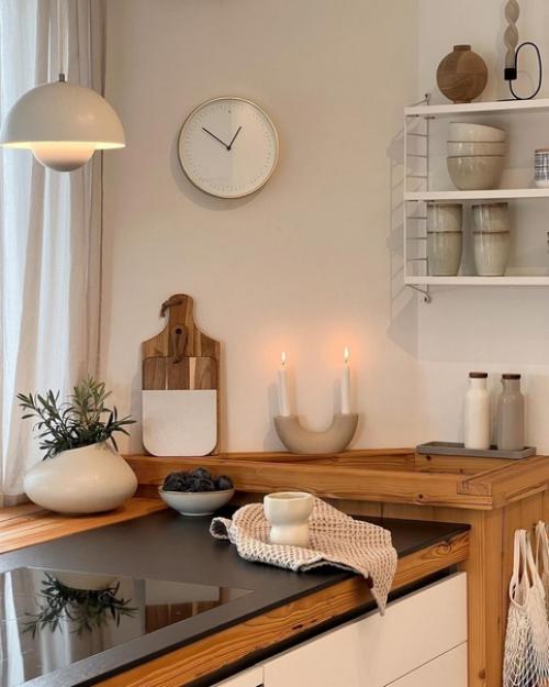 Чудесный зимний дом с интерьером в бежевых оттенках и шикарным видом из окон. 04