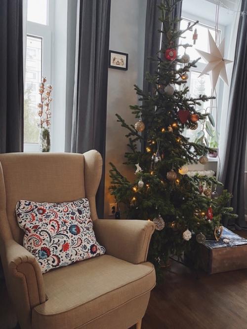 Хочу поделиться результатом, наконец - то доделали прихожую в какой-то момент решили полностью перекрасить и уйти в цвет, ни на минуту не пожалели. 07