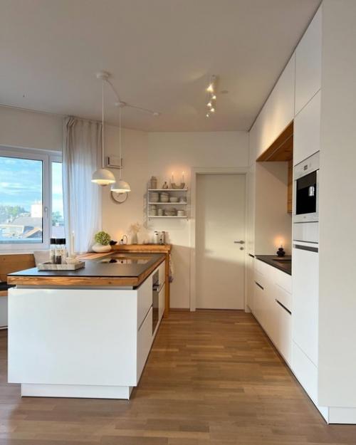 Чудесный зимний дом с интерьером в бежевых оттенках и шикарным видом из окон. 08