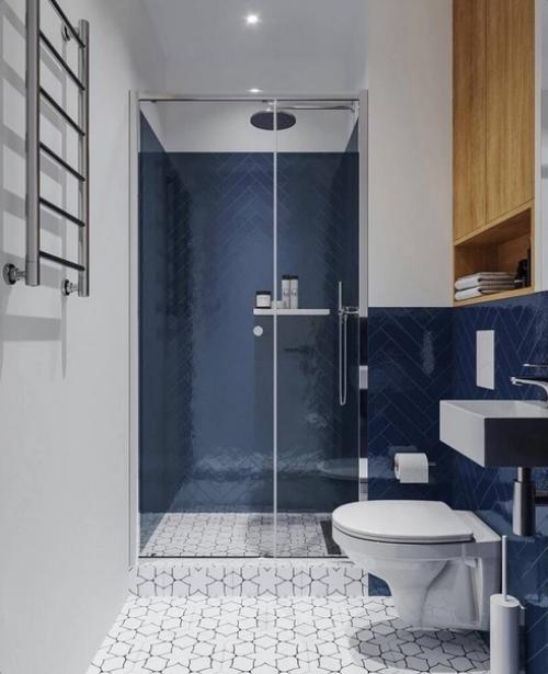 Интерьер двухкомнатной квартиры с яркой кухней. 08