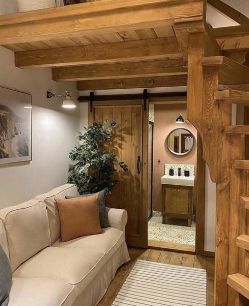 Небольшой, деревянный дом. 05