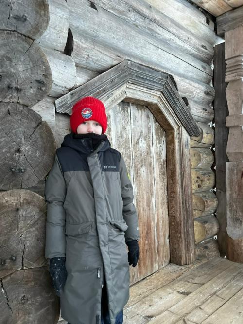 В малых корелах с большой компанией. 02