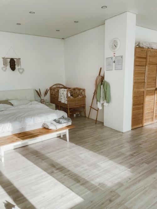 Продали свою квартиру и решили что загородным дом это намного круче! 06