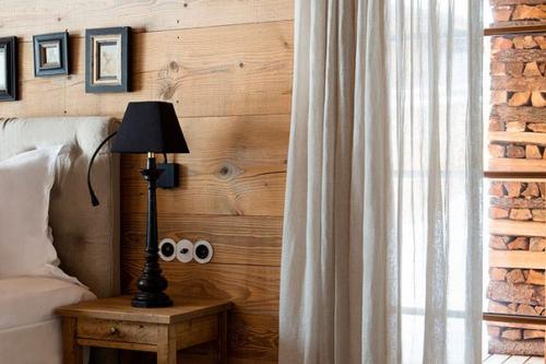 Приятные интерьеры горного итальянского отеля. 08