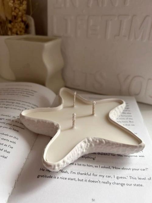 Изделия из гипса для интерьера: нежные украшения вашего дома. 02