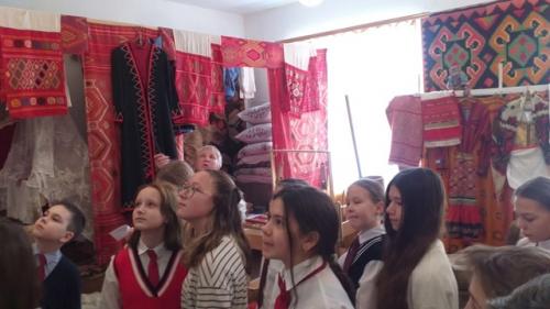 16 января наши школьники посетили историко - краеведческий музей района, расположенный в селе ильтуганово. 08