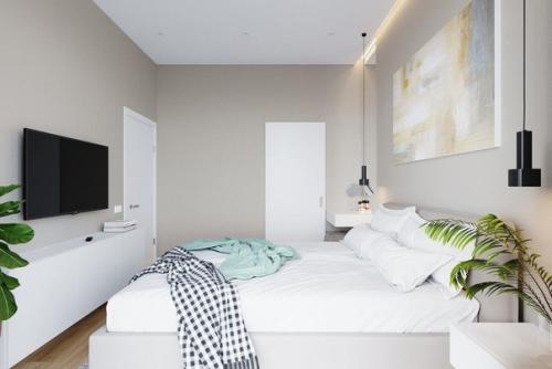 Интерьер спальни. При спальне сделана вместительная гардеробная с раздвижной дверью. 02