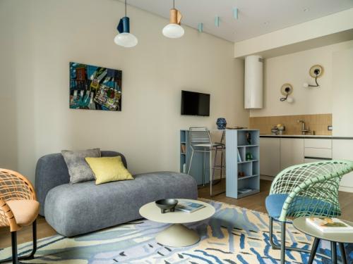 Интерьер студии 37 м 2 в ЖК новоданиловская 8 в Москве.