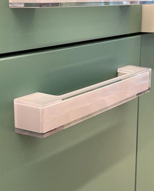 Интерьер кухни - гостиной. 08